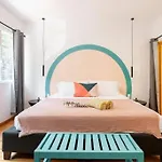 Abstract - 4Br Fantastic Heart Of Condesa