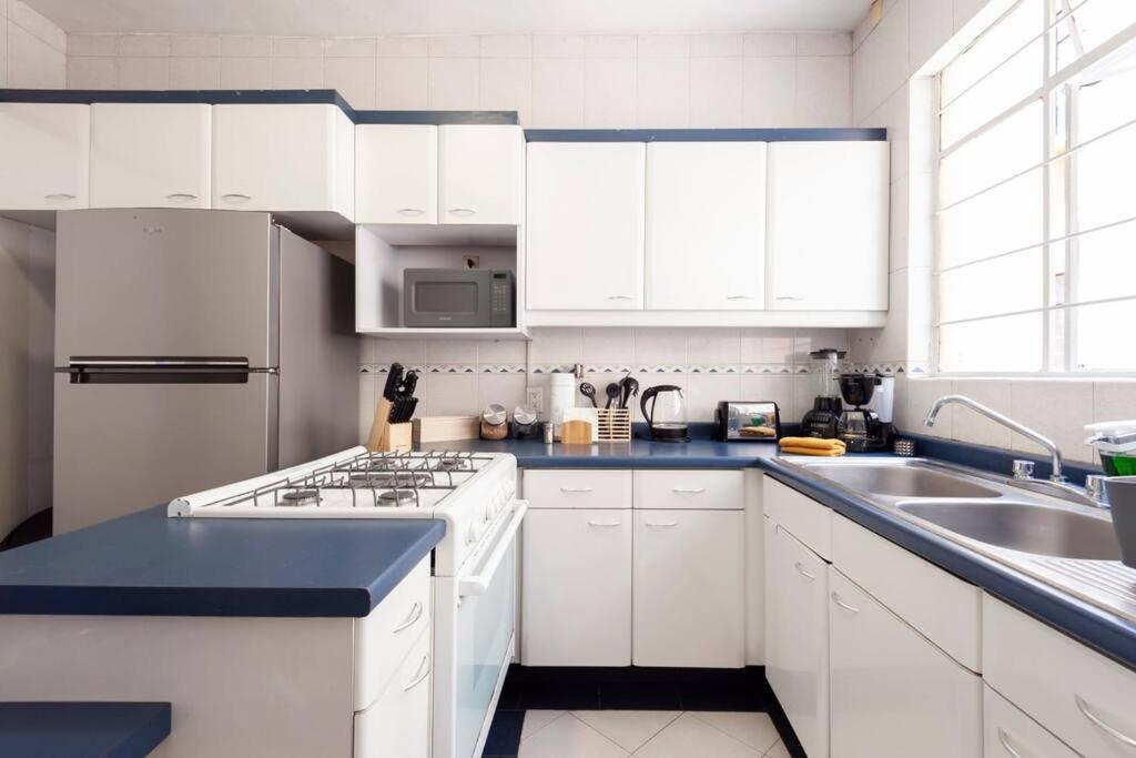 Abstract - 4br Fantastic Heart Of Condesa Apartment